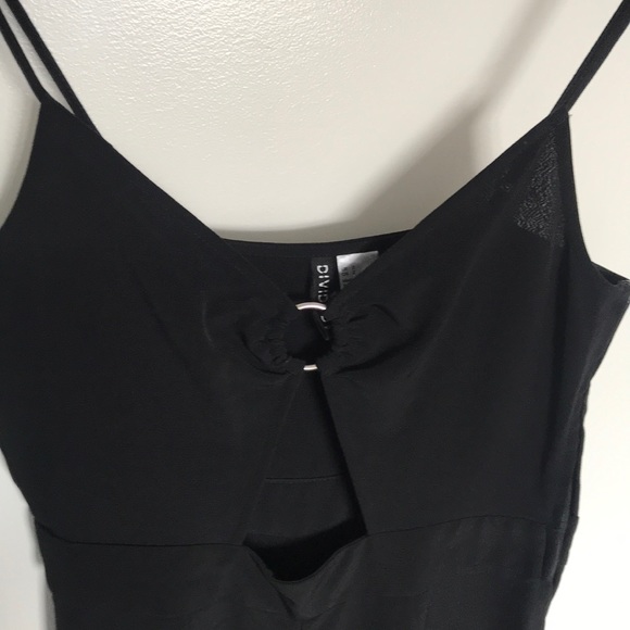 Jumpsuit - Picture 3 of 7